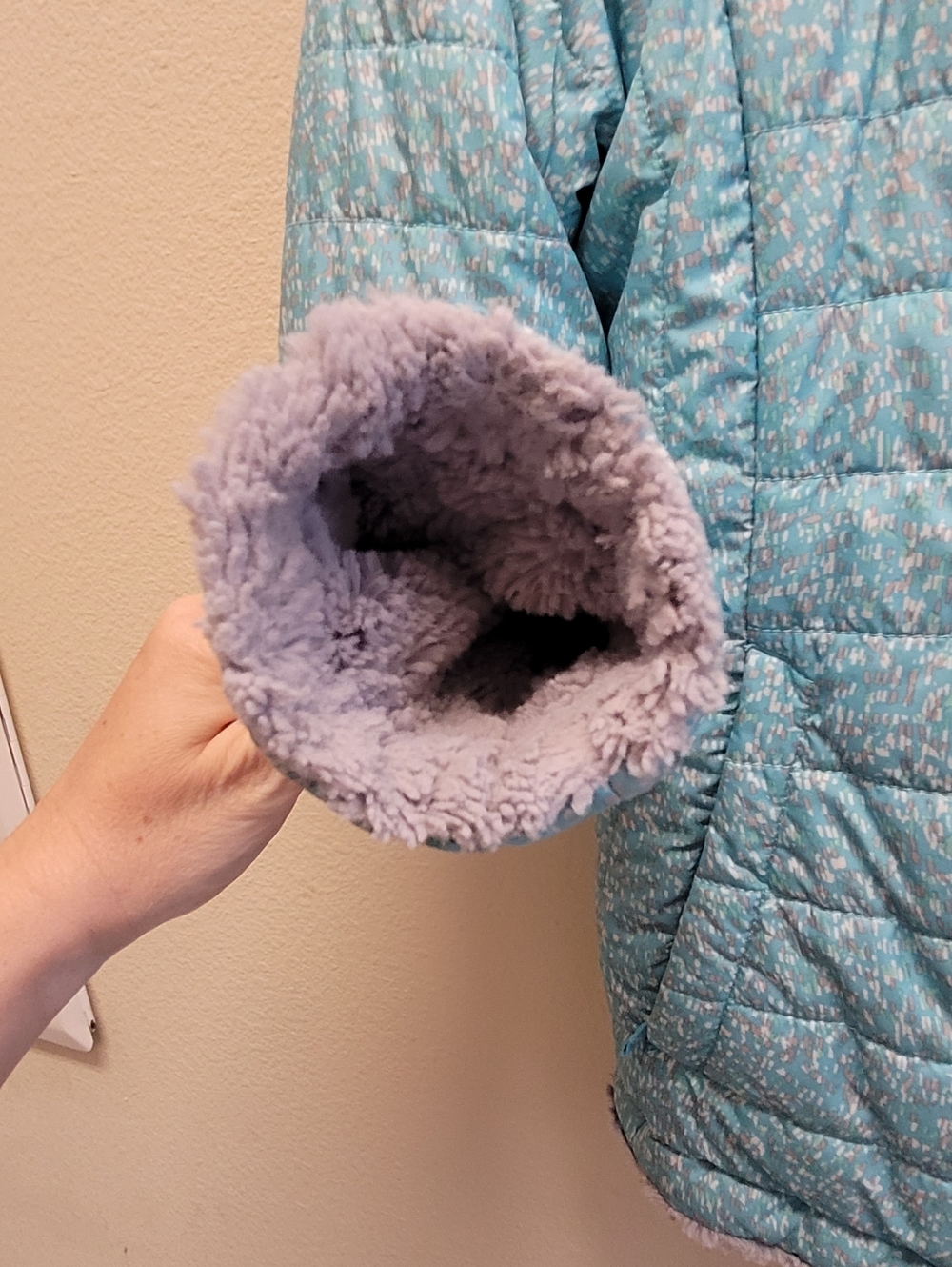 The North Face Girl's  Reversible Winter Jacket Sherpa Interior size 10 - Picture 8 of 10